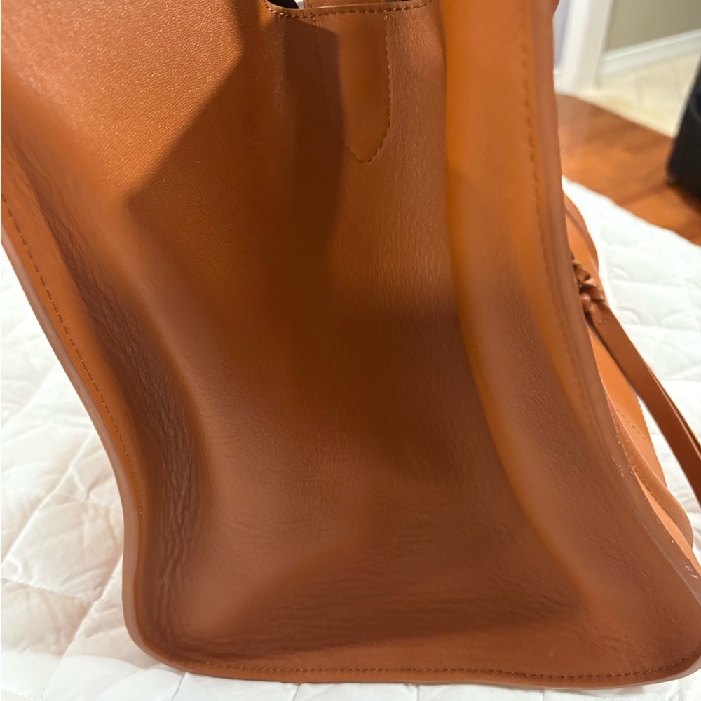 Celine Phantom Caramel Leather Tote - Picture 5 of 12